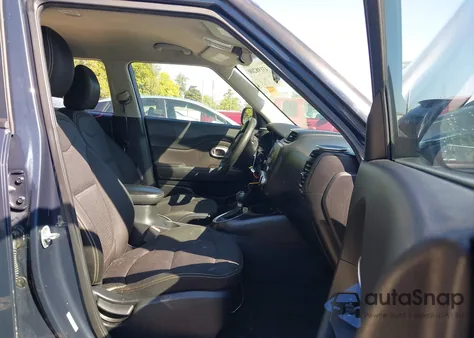 2015 Kia Soul + from USA, damaged, VIN KNDJP3A57F7181870